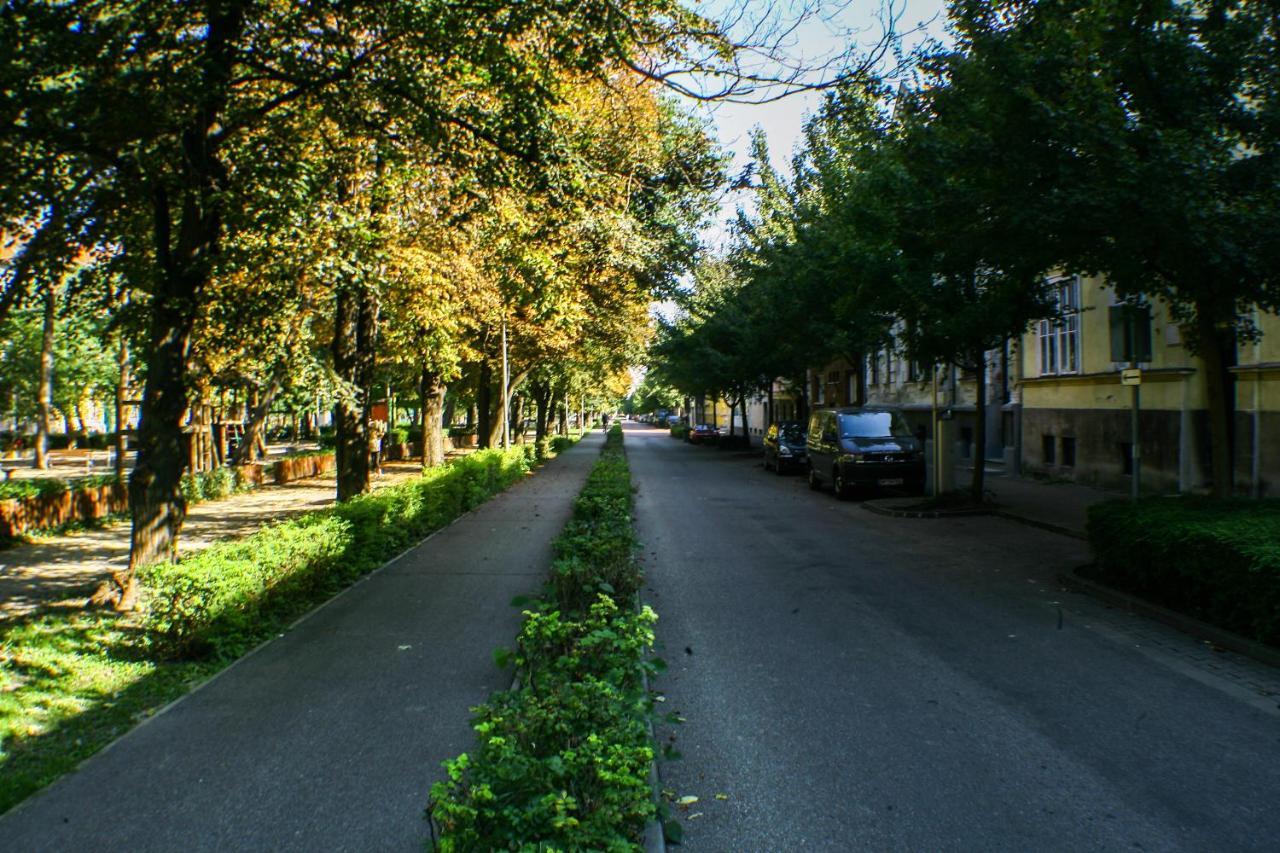 Deak Apartman Sopron Luaran gambar