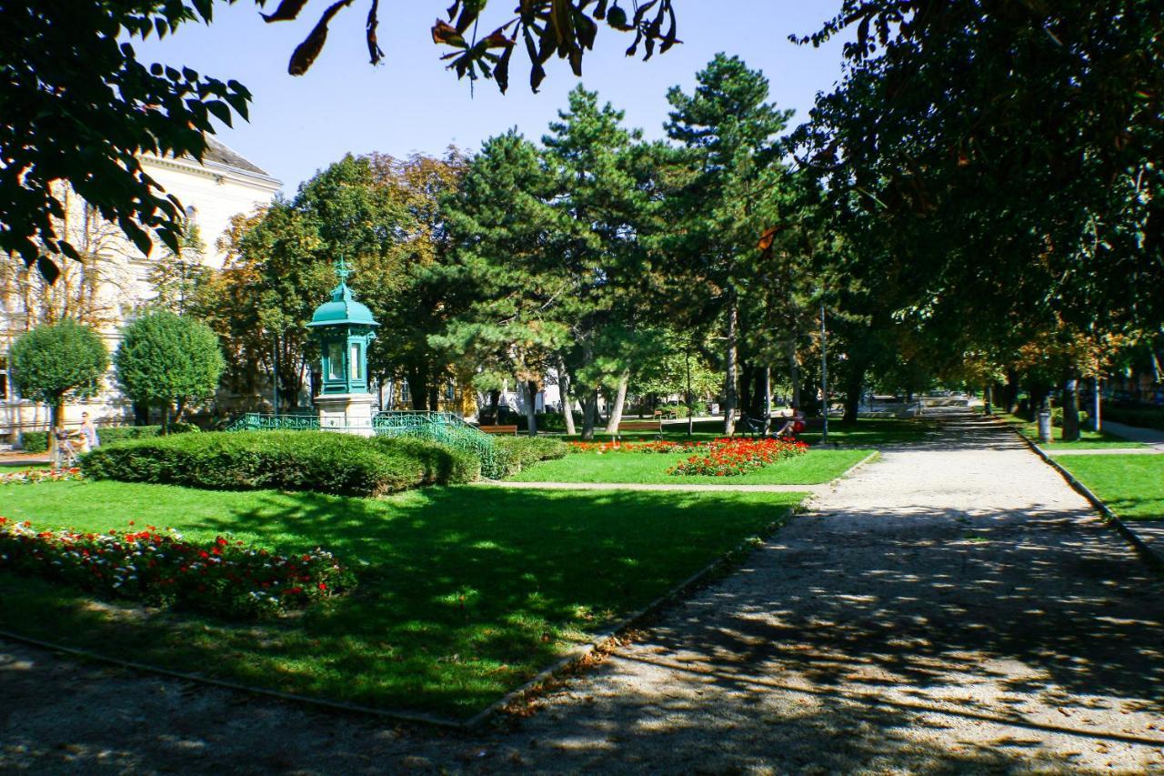 Deak Apartman Sopron Luaran gambar