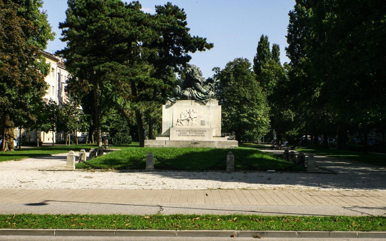 Deak Apartman Sopron Luaran gambar